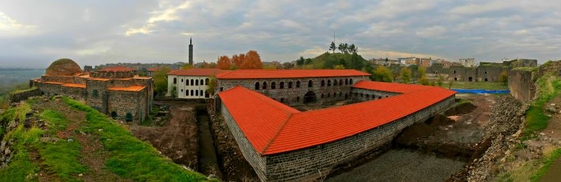 Diyarbakır İçkale'de Bulunan Tarihi Eski Cezaevi...